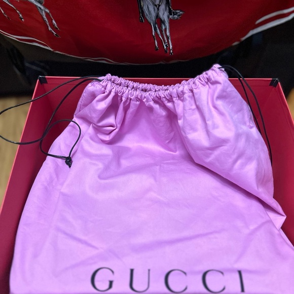 Gucci Sylvie Top Handle - Picture 13 of 13
